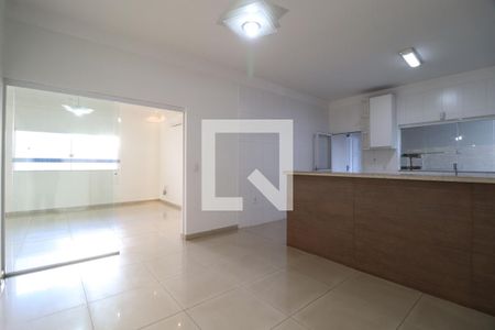 Sala de Jantar de casa para alugar com 3 quartos, 250m² em Brasil, Uberlândia