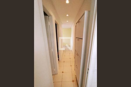 Corredor de apartamento para alugar com 2 quartos, 46m² em Santo Amaro, São Paulo