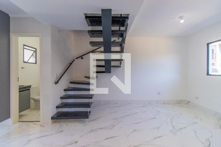 Sala de casa de condomínio para alugar com 3 quartos, 70m² em Jardim Ipes, Cotia