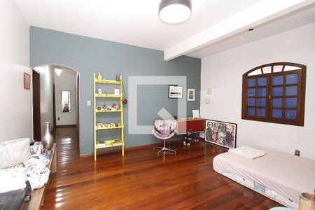Sala de casa para alugar com 4 quartos, 340m² em Salgado Filho, Belo Horizonte