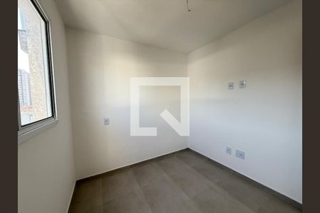 Apartamento para alugar com 2 quartos, 40m² em Vila Bertioga, São Paulo