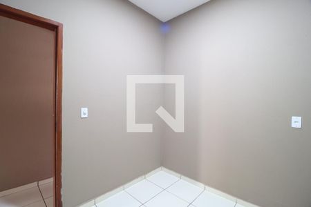 Quarto 2 de casa para alugar com 3 quartos, 200m² em Jardim das Palmeiras, Uberlândia