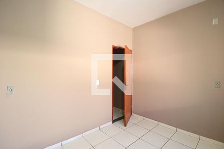 Quarto 1 de casa para alugar com 3 quartos, 200m² em Jardim das Palmeiras, Uberlândia