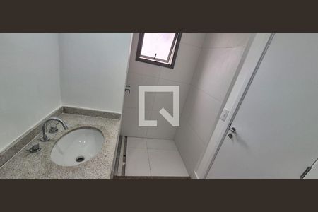 Banheiro de apartamento à venda com 3 quartos, 132m² em Butantã, São Paulo