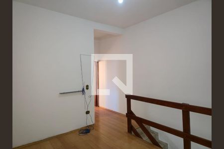 Sala de TV  de casa para alugar com 1 quarto, 30m² em Jardim Adriana, Guarulhos
