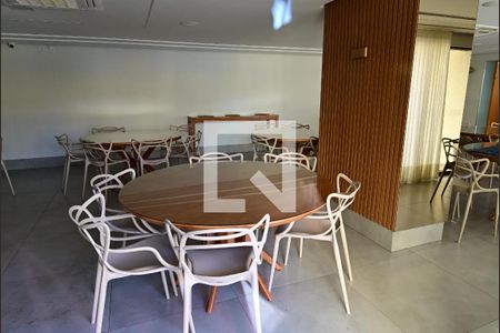 Apartamento à venda com 3 quartos, 93m² em Condomínio Esmeralda, Goiânia