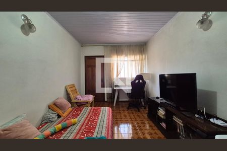 Casa à venda com 3 quartos, 400m² em Vila Valparaíso, Santo André
