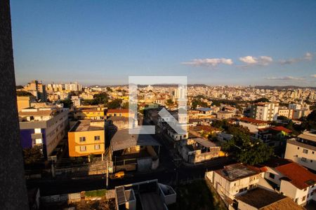 Vista  Quarto 01 de apartamento à venda com 3 quartos, 71m² em Padre Eustáquio, Belo Horizonte