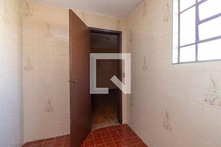 Banheiro da Suíte de casa para alugar com 2 quartos, 112m² em Santa Teresinha, São Paulo