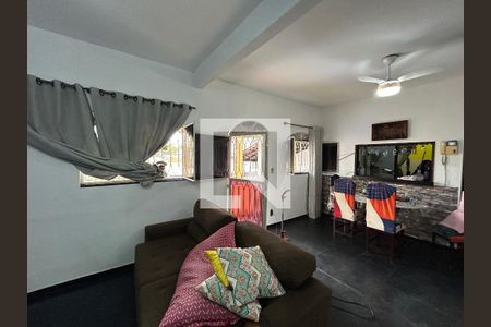 Sala de casa à venda com 2 quartos, 120m² em Bento Ribeiro, Rio de Janeiro