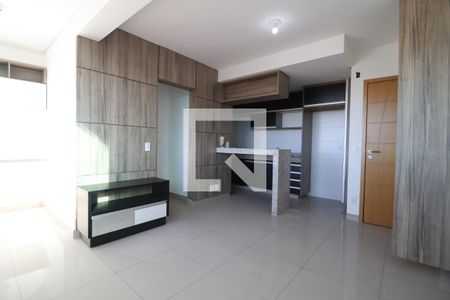 Sala de apartamento para alugar com 1 quarto, 57m² em Saraiva, Uberlândia
