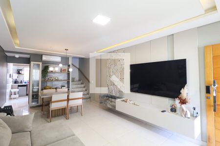 Casa à venda com 3 quartos, 119m² em Vila Medeiros, São Paulo
