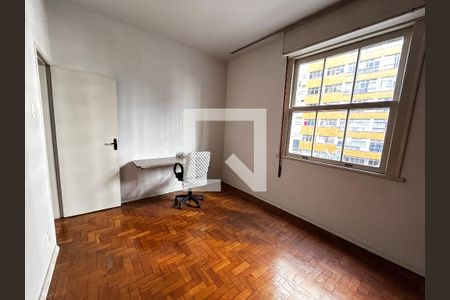 Quarto 2 de apartamento para alugar com 3 quartos, 104m² em Centro, Juiz de Fora