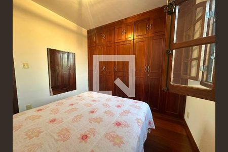 Quarto de casa para alugar com 3 quartos, 100m² em Planalto, Belo Horizonte