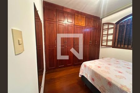 Quarto de casa para alugar com 3 quartos, 100m² em Planalto, Belo Horizonte