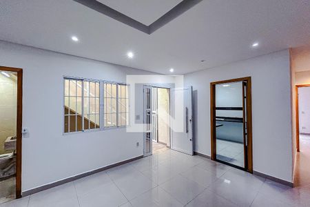 Sala de casa à venda com 3 quartos, 120m² em Chácara Califórnia, São Paulo