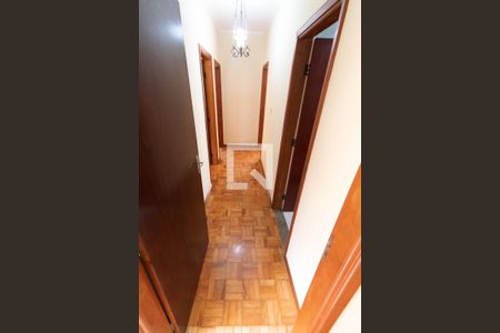 CORREDOR de casa para alugar com 3 quartos, 135m² em Parque Taquaral, Campinas
