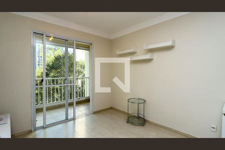 Sala  de apartamento para alugar com 3 quartos, 68m² em Parque Reboucas, São Paulo