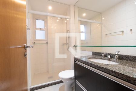 Banheiro Corredor de apartamento para alugar com 3 quartos, 103m² em Campina do Siqueira, Curitiba