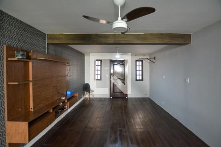 Casa para alugar com 2 quartos, 260m² em Jardim Arpoador, São Paulo