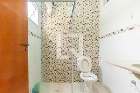Banheiro da Suíte de casa de condomínio para alugar com 3 quartos, 147m² em Vila Nova Savoia, São Paulo