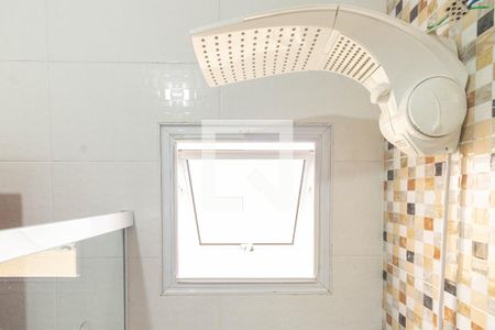 Banheiro da Suíte de casa de condomínio para alugar com 3 quartos, 147m² em Vila Nova Savoia, São Paulo