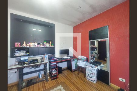 Quarto 1 de casa para alugar com 2 quartos, 200m² em Jardim Icarai, São Paulo