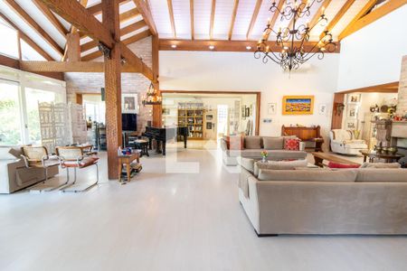 Sala de casa de condomínio para alugar com 2 quartos, 386m² em Belém Novo, Porto Alegre