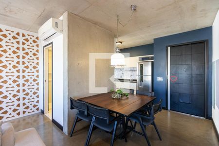 Sala de kitnet/studio para alugar com 1 quarto, 70m² em Cambuí, Campinas