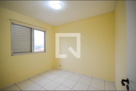Quarto 1 de apartamento para alugar com 2 quartos, 52m² em Conjunto Residencial Vista Verde, São Paulo