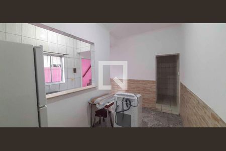Casa para alugar com 2 quartos, 60m² em Quitaúna, Osasco