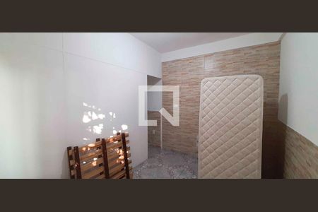 Quarto 1 de casa para alugar com 2 quartos, 60m² em Quitaúna, Osasco