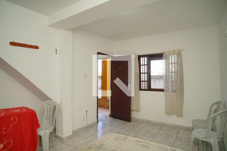 Sala/Quarto de kitnet/studio para alugar com 1 quarto, 50m² em Cordeirinho, Maricá