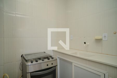 Cozinha e Área de Serviço de kitnet/studio para alugar com 1 quarto, 50m² em Cordeirinho, Maricá