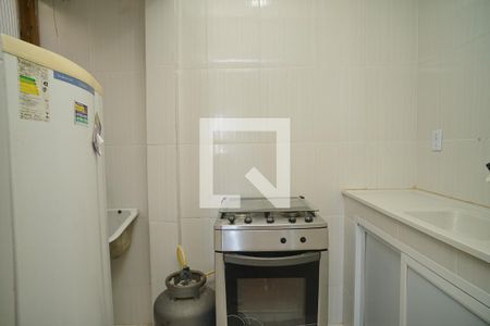 Cozinha e Área de Serviço de kitnet/studio para alugar com 1 quarto, 50m² em Cordeirinho, Maricá