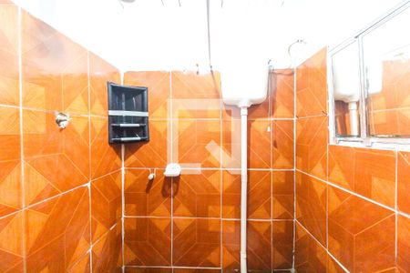 Banheiro de casa para alugar com 1 quarto, 40m² em Vila Nancy, São Paulo