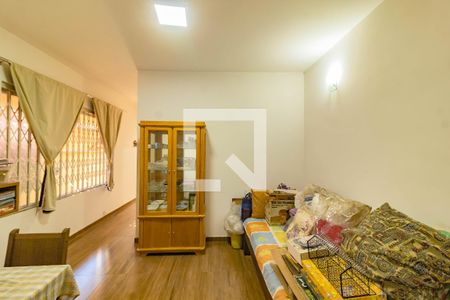 Casa à venda com 4 quartos, 120m² em Vila Fachini, São Paulo