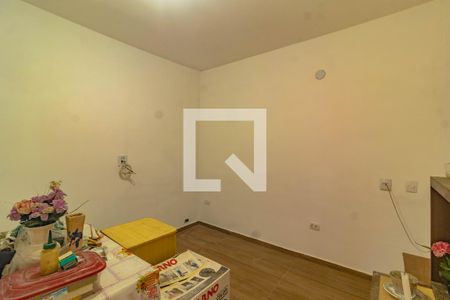 Casa à venda com 4 quartos, 120m² em Vila Fachini, São Paulo