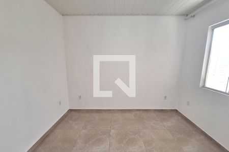 Quarto de casa para alugar com 1 quarto, 72m² em Saracuruna, Duque de Caxias