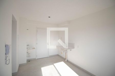 Sala  / Cozinha  de apartamento para alugar com 2 quartos, 32m² em Vila Maria, São Paulo
