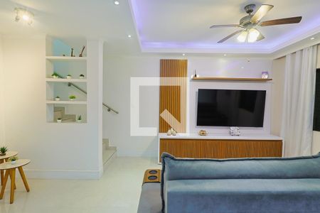 Sala de casa à venda com 2 quartos, 140m² em Jardim Salete, Taboão da Serra