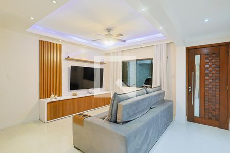 Casa à venda com 2 quartos, 140m² em Jardim Salete, Taboão da Serra