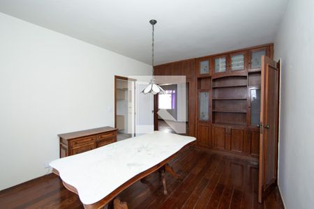 SALA de apartamento para alugar com 4 quartos, 153m² em Santo Antônio, Belo Horizonte