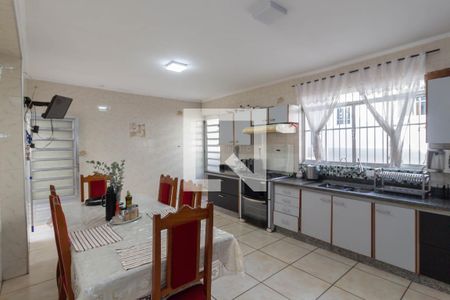 Cozinha de casa à venda com 6 quartos, 380m² em Vila Carmosina, São Paulo
