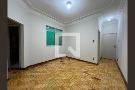 Sala de apartamento para alugar com 2 quartos, 83m² em Boa Vista, Juiz de Fora
