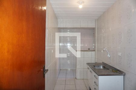 Cozinha de apartamento para alugar com 2 quartos, 45m² em Parque Pirajussara, Embu das Artes
