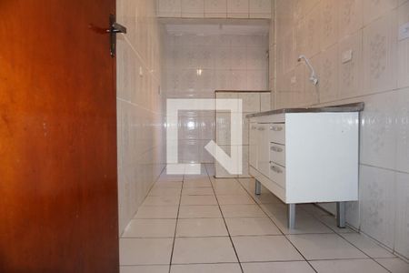 Cozinha de apartamento para alugar com 2 quartos, 45m² em Parque Pirajussara, Embu das Artes
