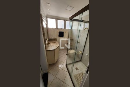 Banheiro de apartamento à venda com 3 quartos, 163m² em SQS 207, Brasília
