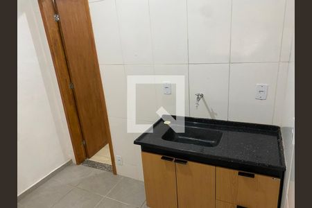 Cozinha de kitnet/studio para alugar com 1 quarto, 30m² em Cidade Nova, Rio de Janeiro