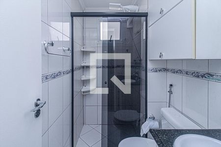 banheiro social_2 de apartamento para alugar com 2 quartos, 48m² em Jardim Previdencia, São Paulo
